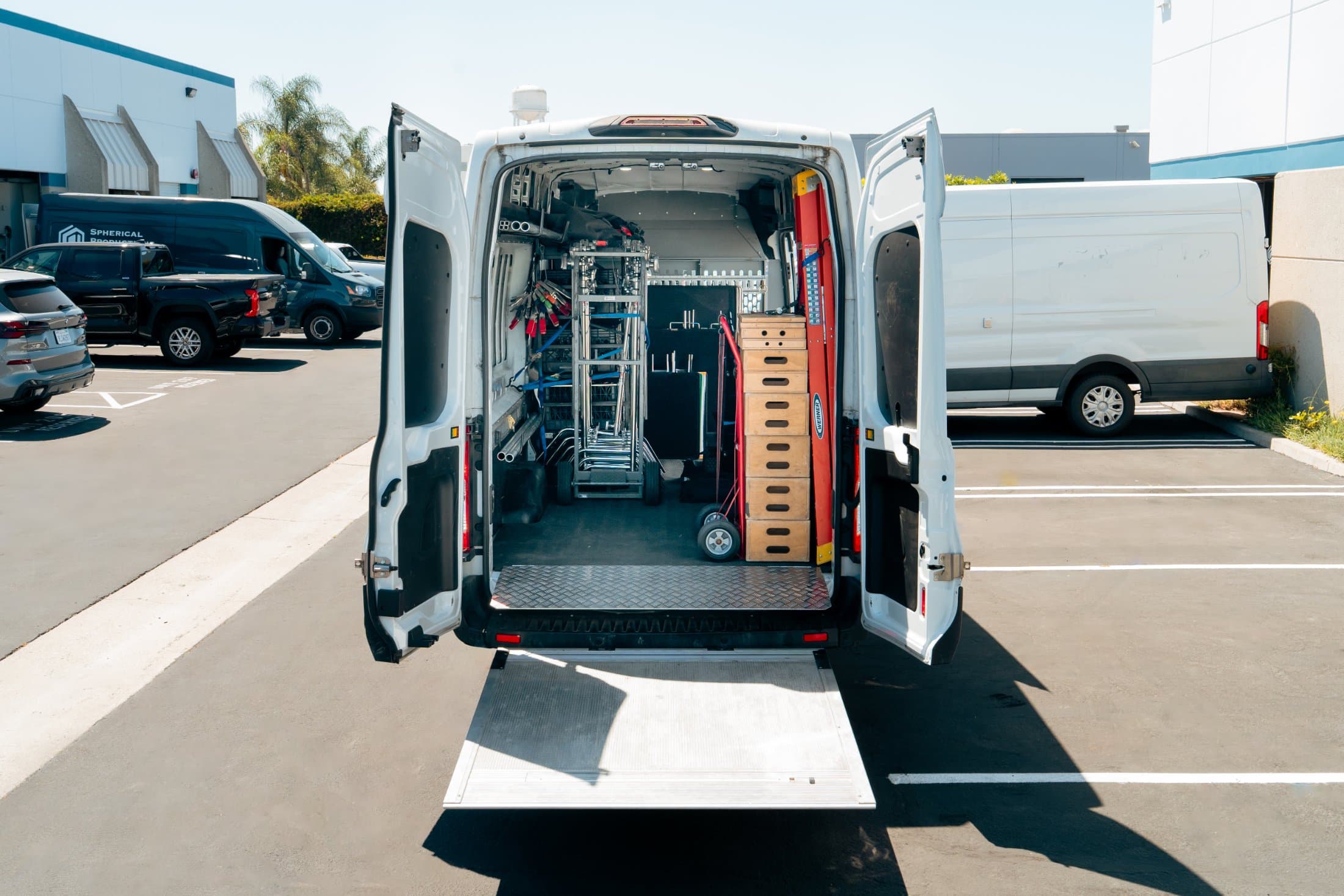Ford Transit 250 High Roof EXT — White